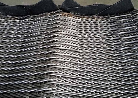 La cinghia equilibrata composto termoresistente ha saldato la maglia di acciaio inossidabile del bordo