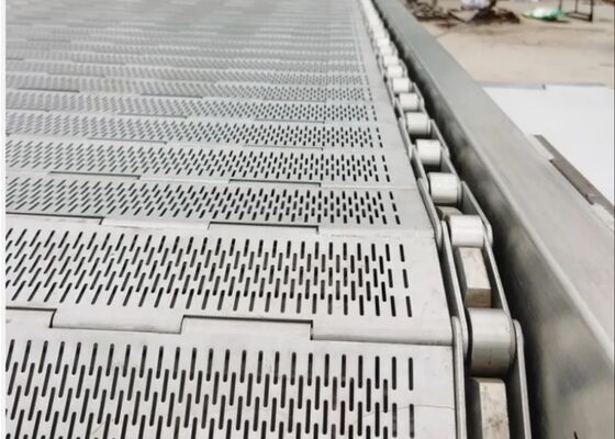 Nastro trasportatore perforato in acciaio inossidabile per patatine fritte Lavaggio di verdure Trasportatore di raffreddamento di disidratazione