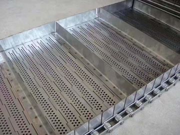 La protezione d'acciaio ad alto tenore di carbonio del nastro trasportatore perforato del piatto confonde la larghezza 300-2000mm