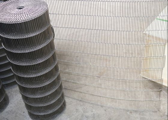 Passo piano di trasformazione dei prodotti alimentari Oven Ss 304 Flex Conveyor Belt 4mm