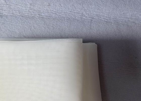 Alga di nylon 305 Mesh Count di larghezza di Mesh Cloth 105cm del filtro da colore bianco